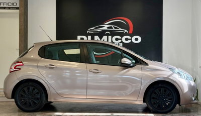 Peugeot 208 VTi 82 CV 5 porte Allure (4)
