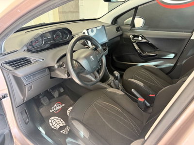 Peugeot 208 VTi 82 CV 5 porte Allure (9)