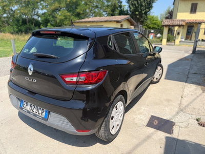 Renault Clio 1.2 75CV 5 porte Live (10)