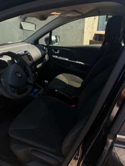 Renault Clio 1.2 75CV 5 porte Live (19)