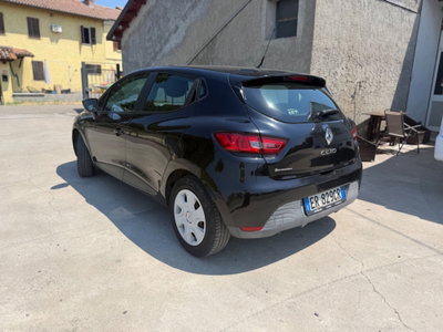 Renault Clio 1.2 75CV 5 porte Live (3)
