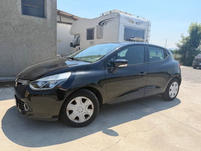 Renault Clio 1.2 75CV 5 porte Live (5)