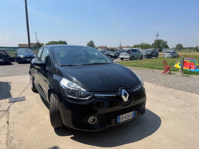 Renault Clio 1.2 75CV 5 porte Live (6)