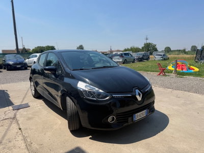 Renault Clio 1.2 75CV 5 porte Live (8)