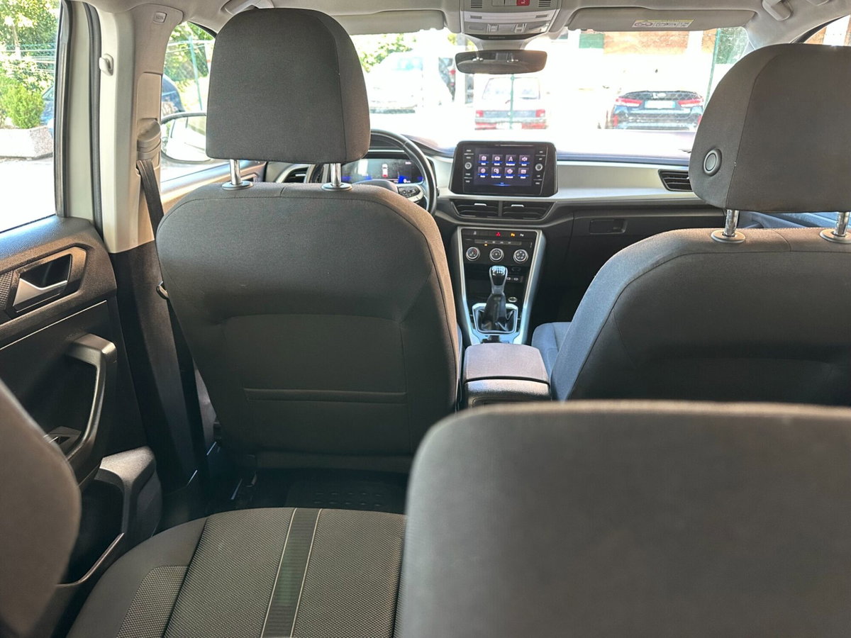 Volkswagen T-Roc 1.0 TSI Life (11)