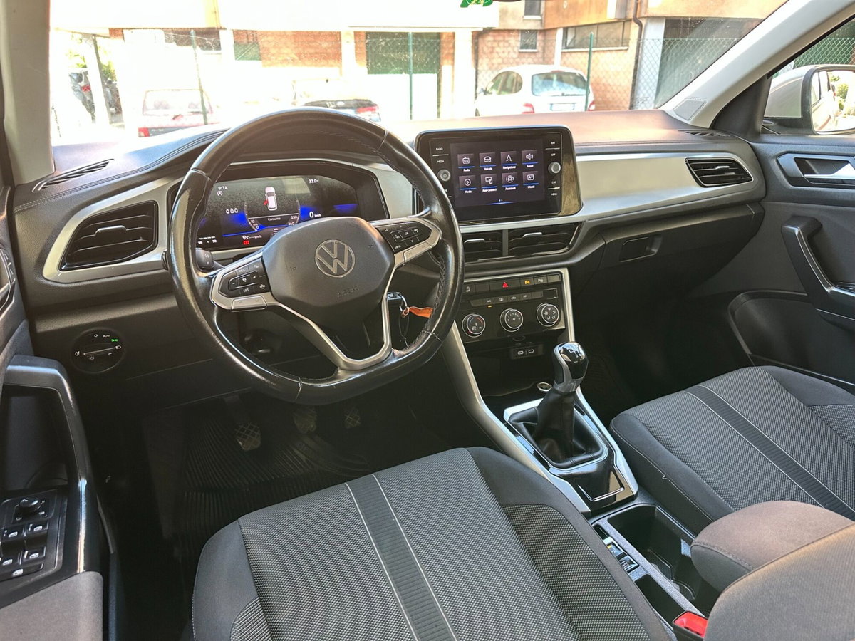 Volkswagen T-Roc 1.0 TSI Life (14)