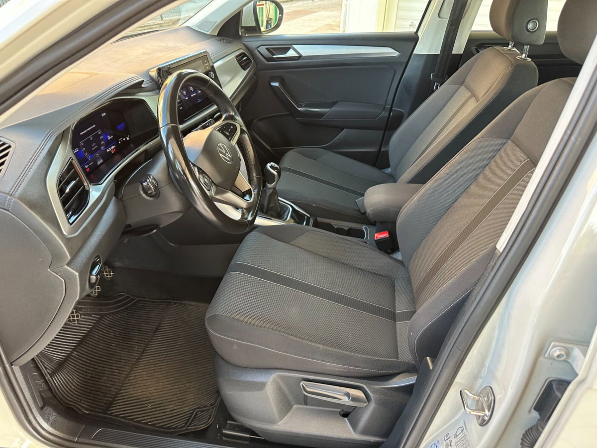 Volkswagen T-Roc 1.0 TSI Life (16)