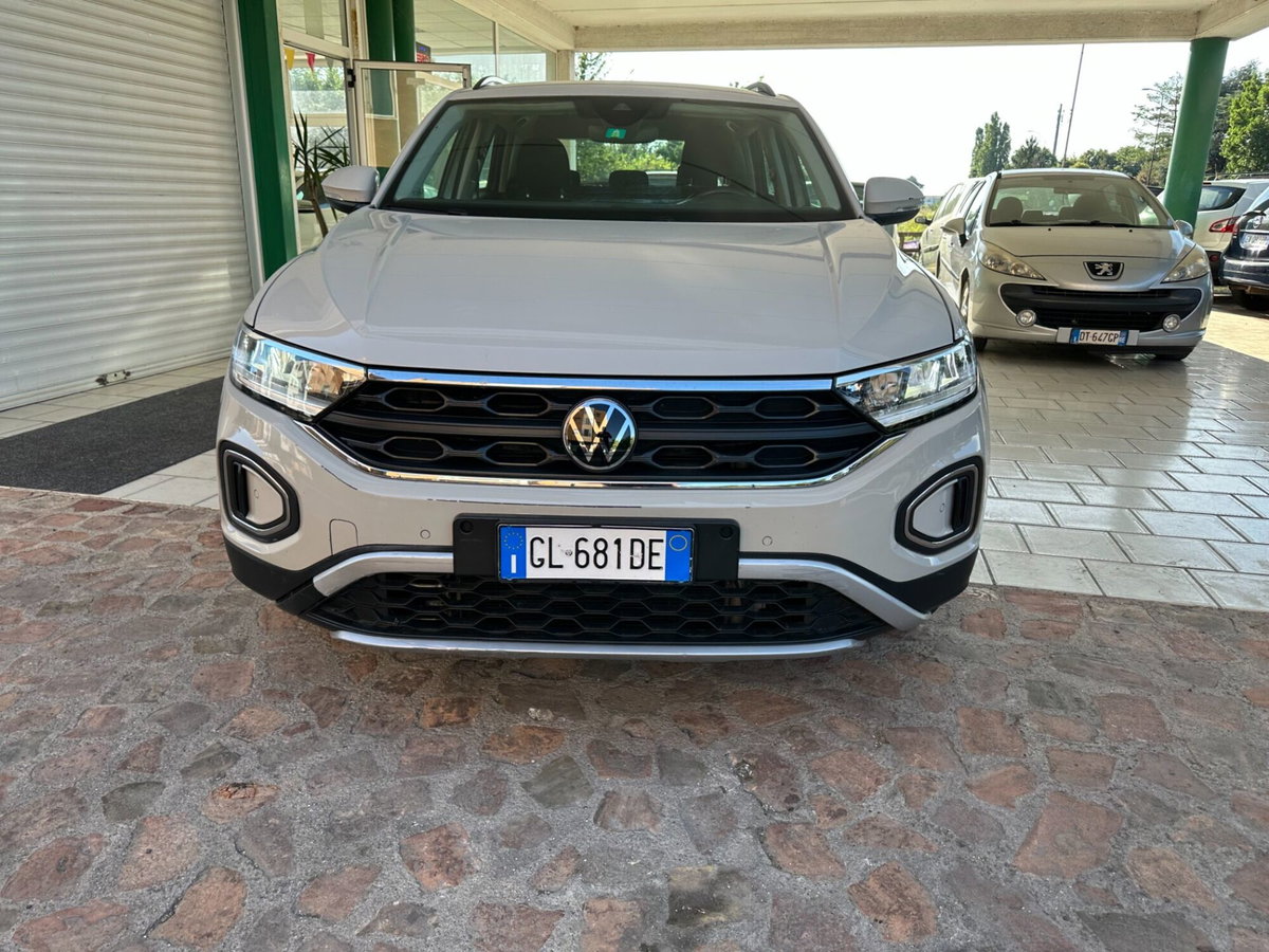 Volkswagen T-Roc 1.0 TSI Life (2)