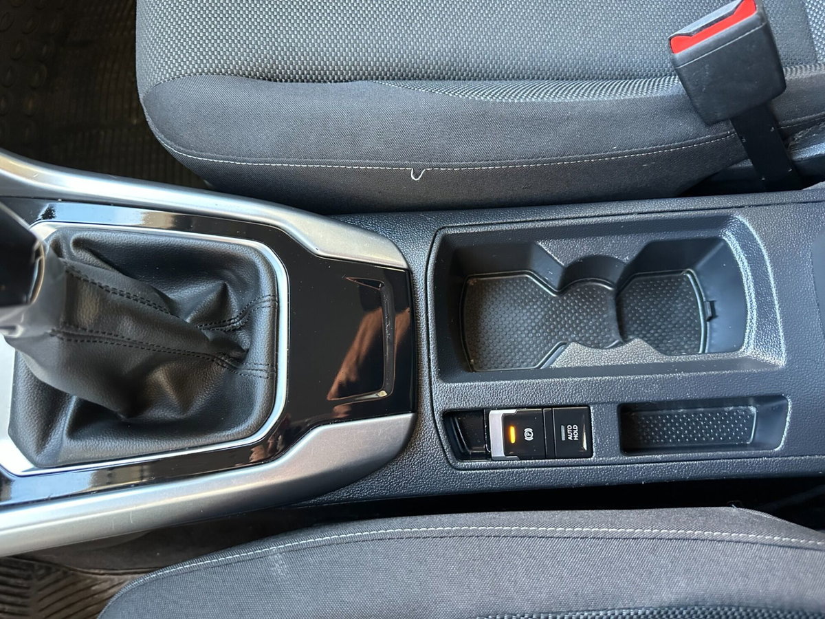 Volkswagen T-Roc 1.0 TSI Life (20)