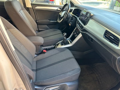 Volkswagen T-Roc 1.0 TSI Life (5)