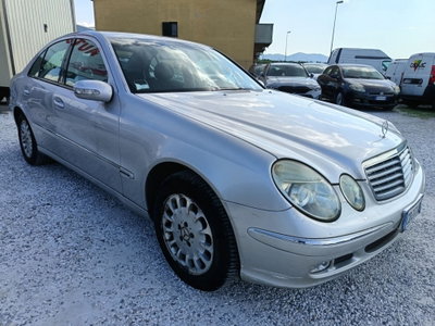 Mercedes-Benz Classe E 270 CDI cat Elegance (2)