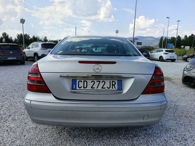 Mercedes-Benz Classe E 270 CDI cat Elegance (8)