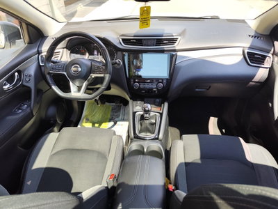 Nissan Qashqai 1.5 dCi N-Connecta (18)