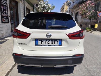 Nissan Qashqai 1.5 dCi N-Connecta (6)