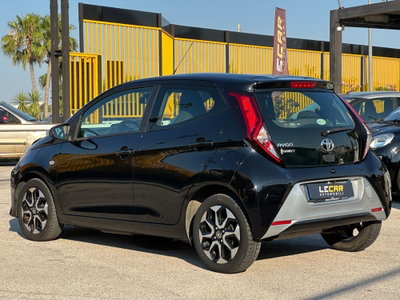 Toyota Aygo Connect 1.0 VVT-i 72 CV 5 porte x-fun (7)