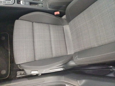 Volkswagen Passat Variant 2.0 TDI SCR EVO DSG Business (10)