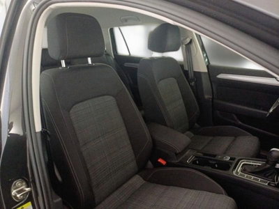 Volkswagen Passat Variant 2.0 TDI SCR EVO DSG Business (11)
