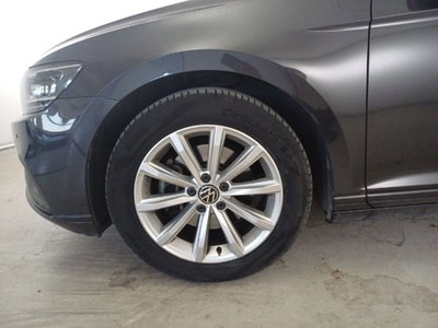 Volkswagen Passat Variant 2.0 TDI SCR EVO DSG Business (16)