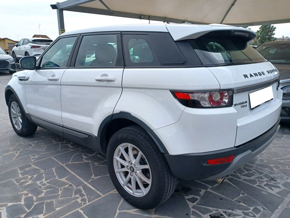 Land Rover Range Rover Evoque 2.2 TD4 5p. Prestige (7)