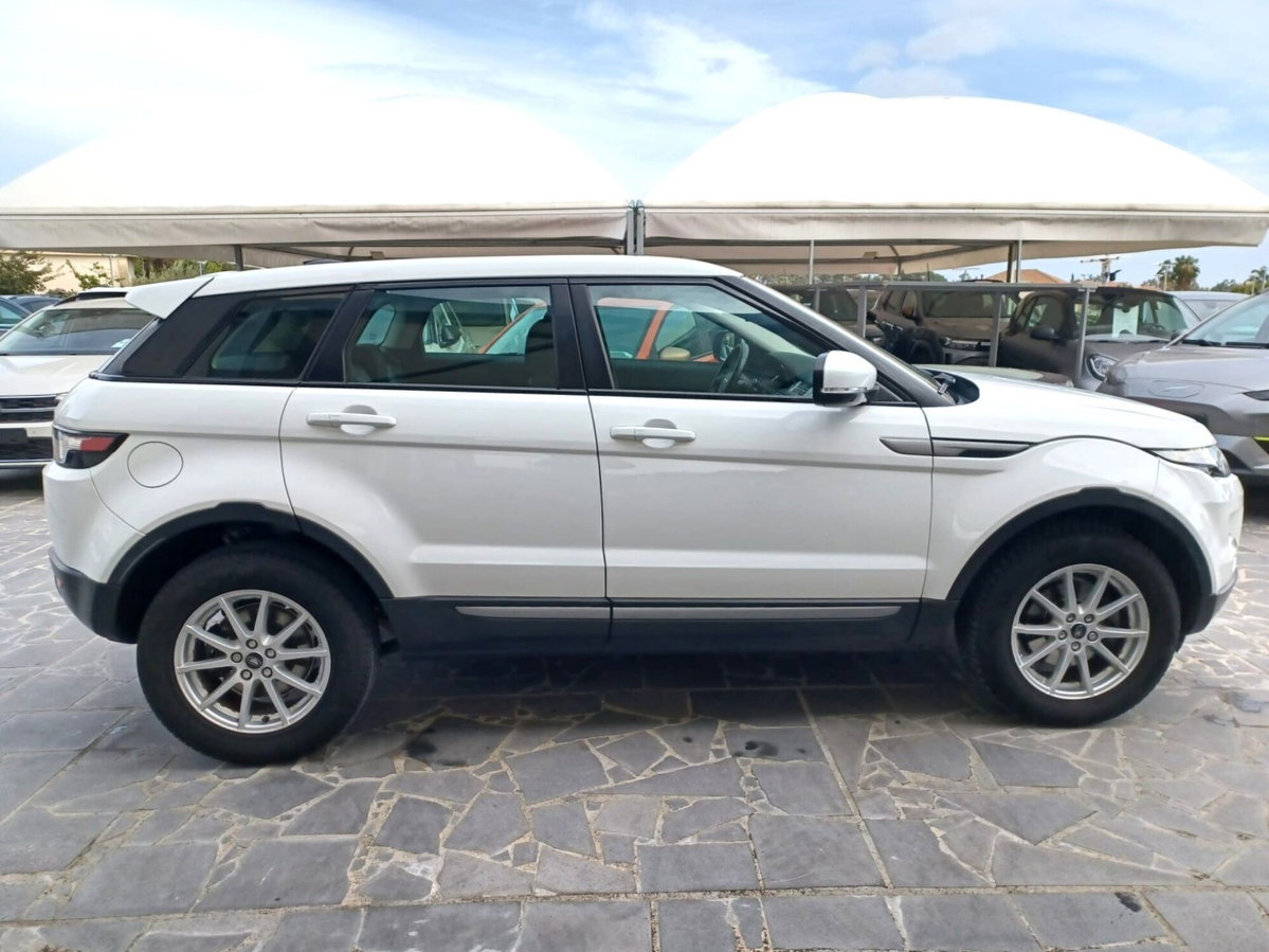 Land Rover Range Rover Evoque 2.2 TD4 5p. Prestige (8)