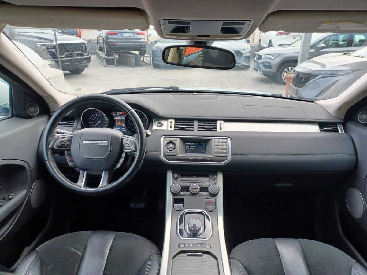 Land Rover Range Rover Evoque 2.2 TD4 5p. Prestige (9)