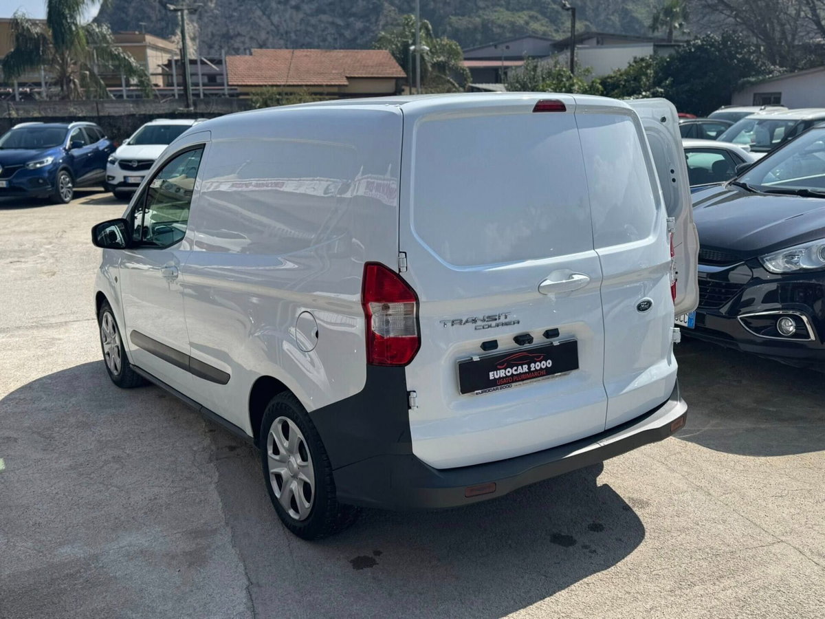 Ford Transit Connect Furgone 220 1.5 TDCi 120 CV PC aut. Furgone Trend (4)