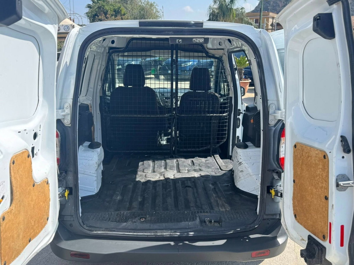 Ford Transit Connect Furgone 220 1.5 TDCi 120 CV PC aut. Furgone Trend (8)