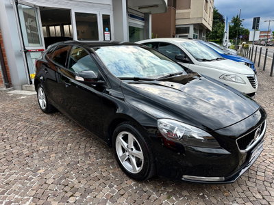 Volvo V40 D2 Kinetic (3)