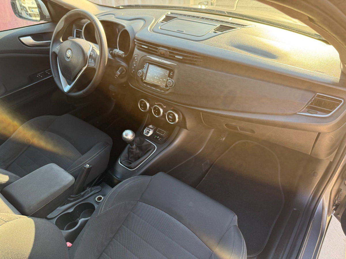Alfa Romeo Giulietta 1.6 JTDm Ti 120cv (12)