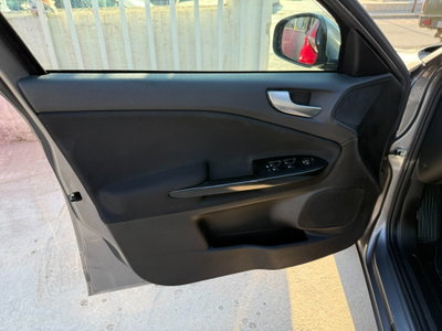 Alfa Romeo Giulietta 1.6 JTDm Ti 120cv (14)