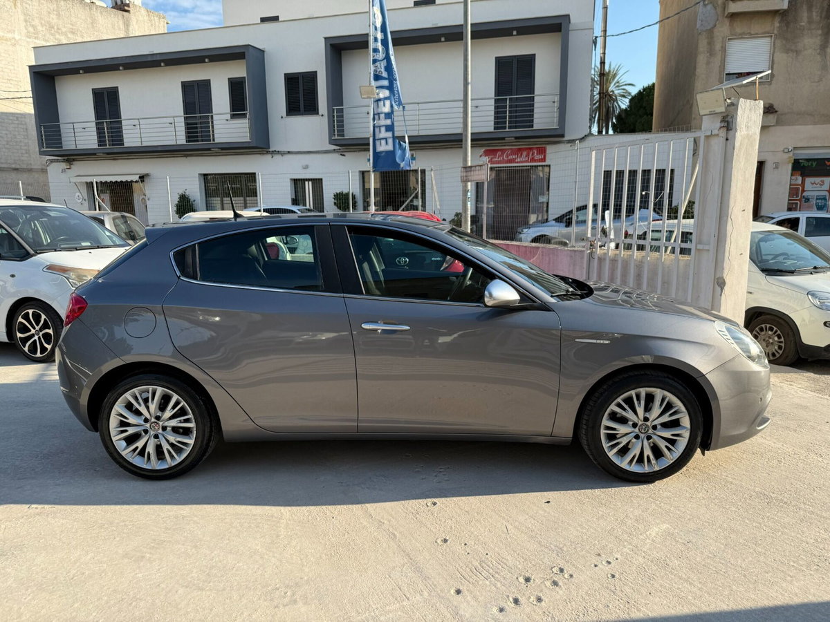 Alfa Romeo Giulietta 1.6 JTDm Ti 120cv (5)