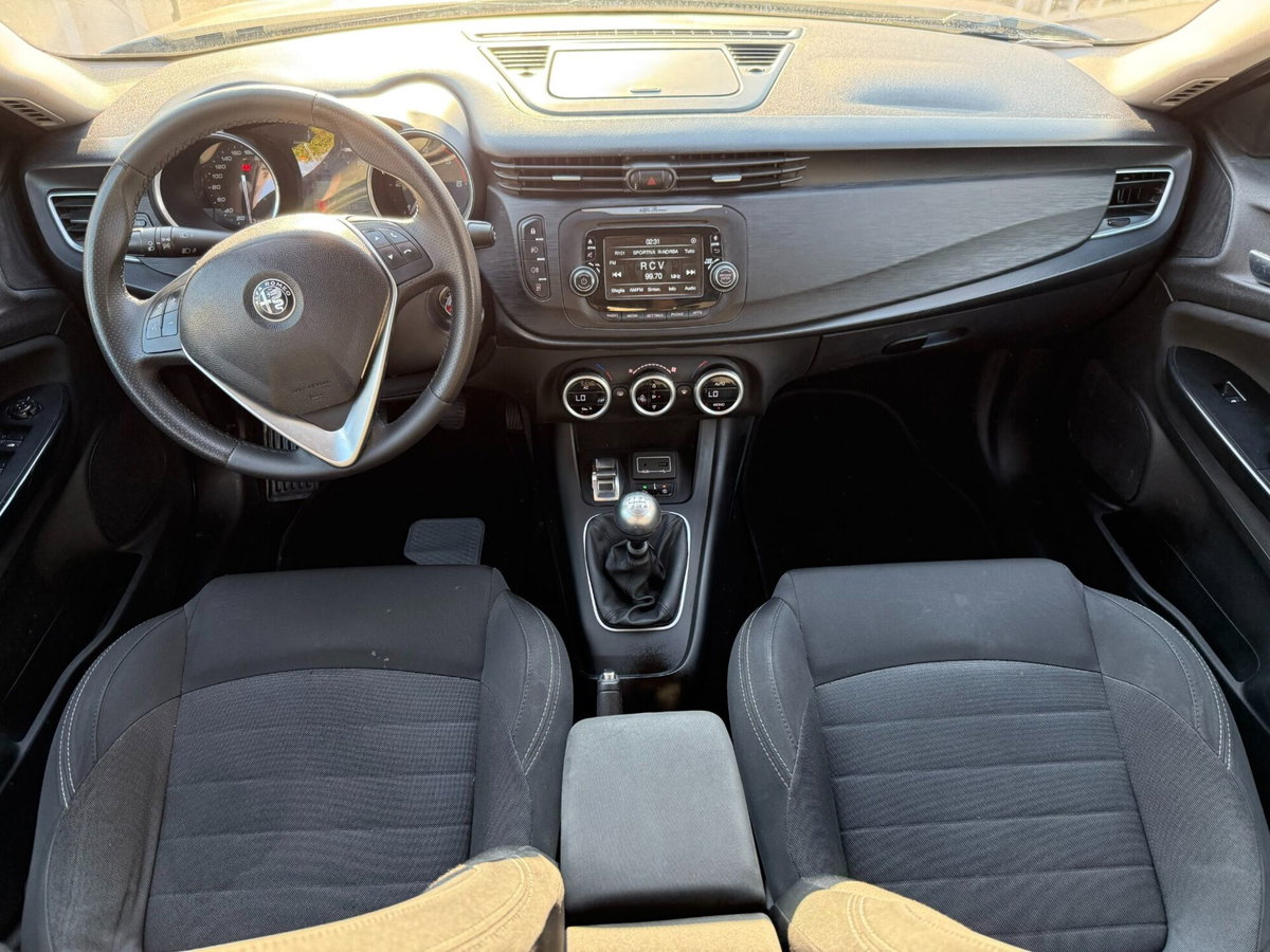 Alfa Romeo Giulietta 1.6 JTDm Ti 120cv (7)
