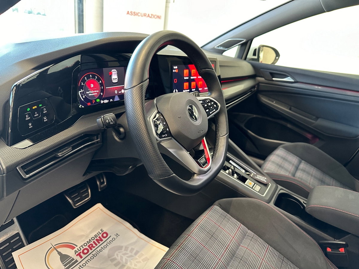Volkswagen Golf 2.0 TSI GTI DSG (12)