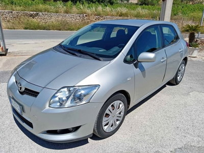 Toyota Auris 1.4 D-4D M-MT 5 porte Sol MY'08 usata