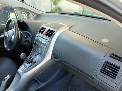 Toyota Auris 1.4 D-4D M-MT 5 porte Sol MY'08 (15)