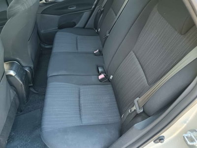 Toyota Auris 1.4 D-4D M-MT 5 porte Sol MY'08 (5)
