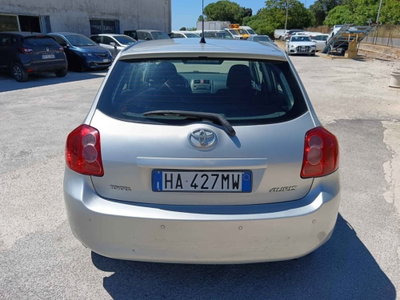 Toyota Auris 1.4 D-4D M-MT 5 porte Sol MY'08 (7)
