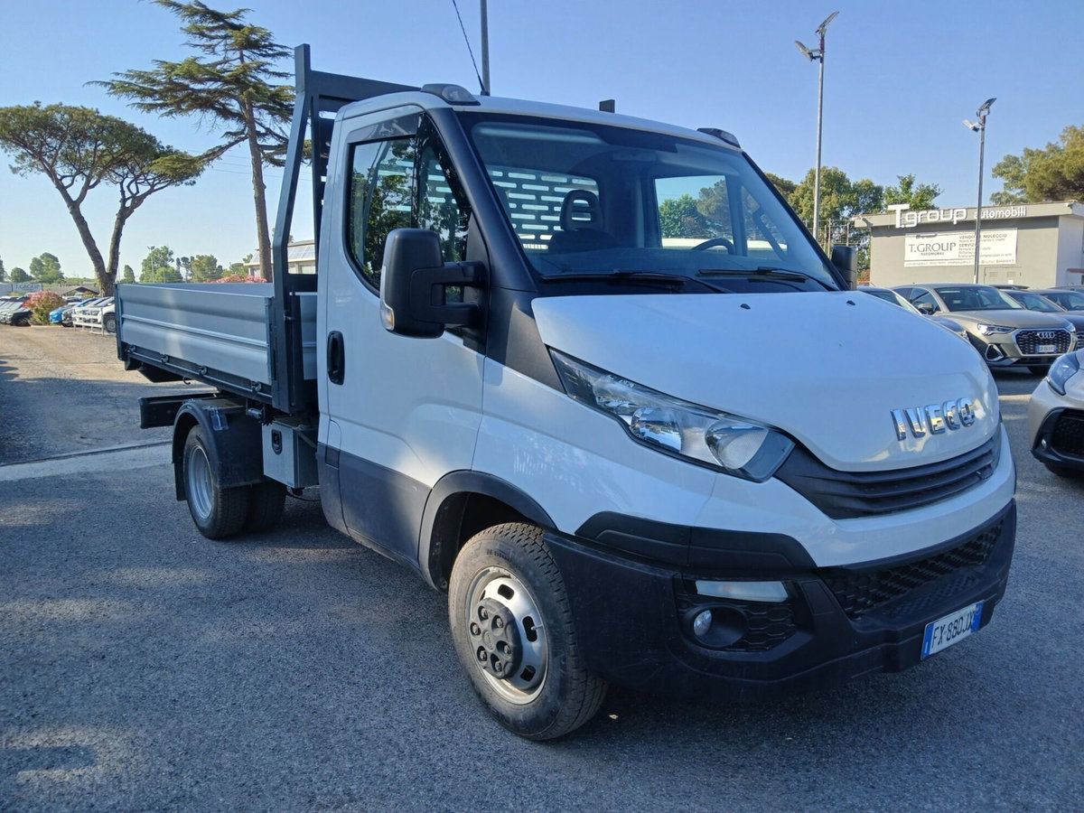 Iveco Daily Telaio 35C14 BTor 2.3 HPT PC-RG Cabinato (3)
