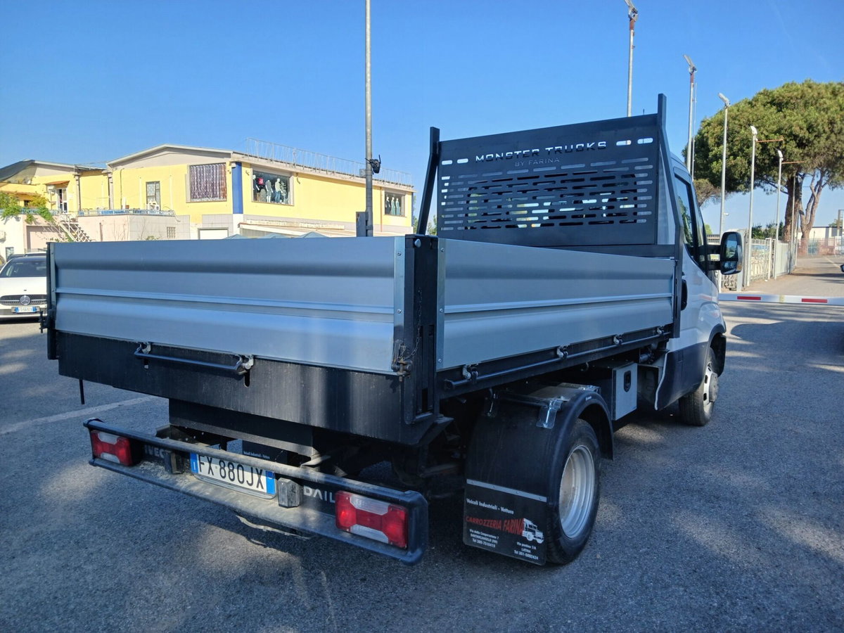Iveco Daily Telaio 35C14 BTor 2.3 HPT PC-RG Cabinato (5)