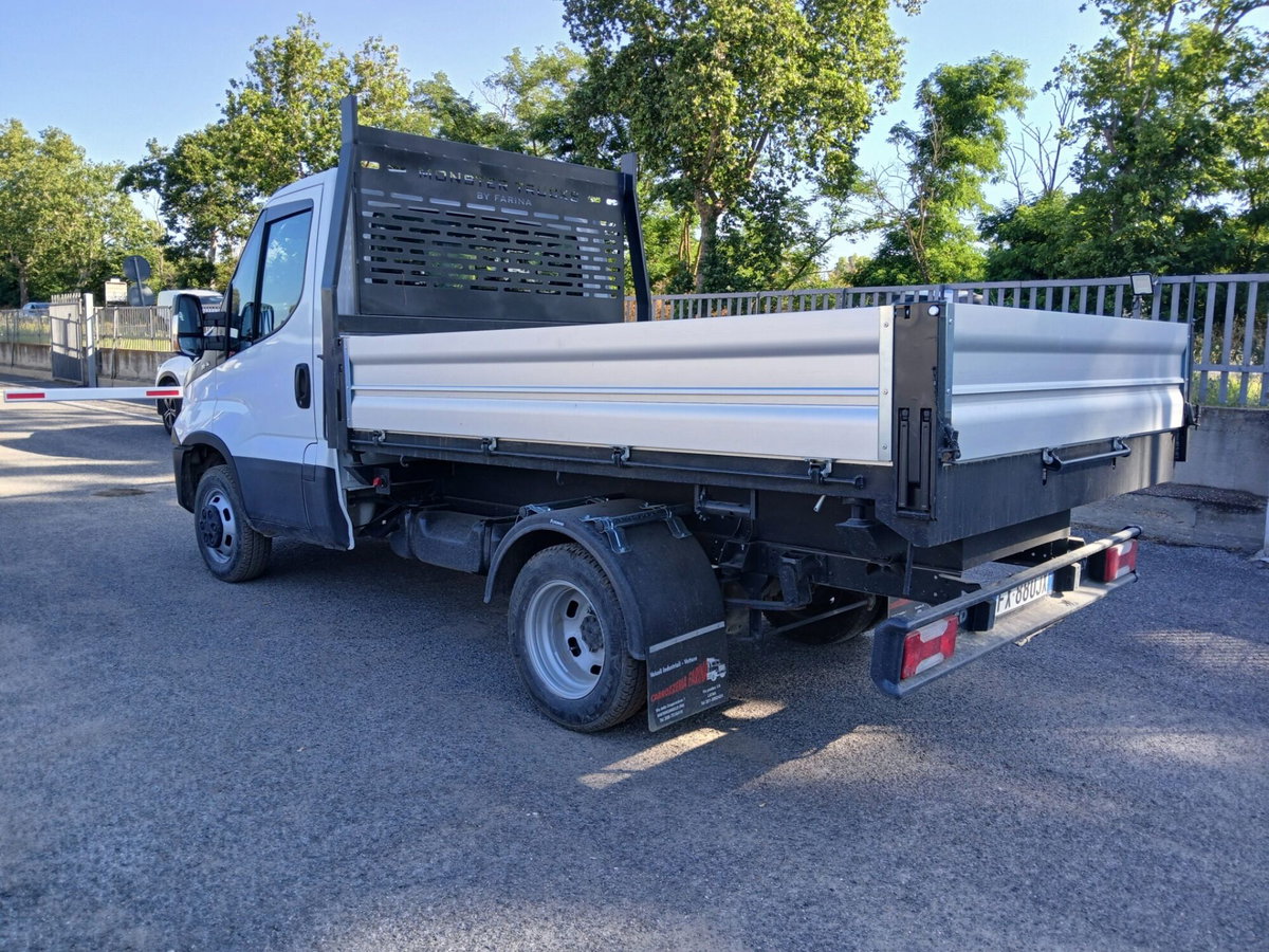 Iveco Daily Telaio 35C14 BTor 2.3 HPT PC-RG Cabinato (7)