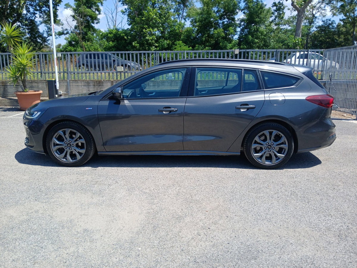 Ford Focus Station Wagon 1.0 EcoBoost Hybrid 125 CV SW ST-Line (8)