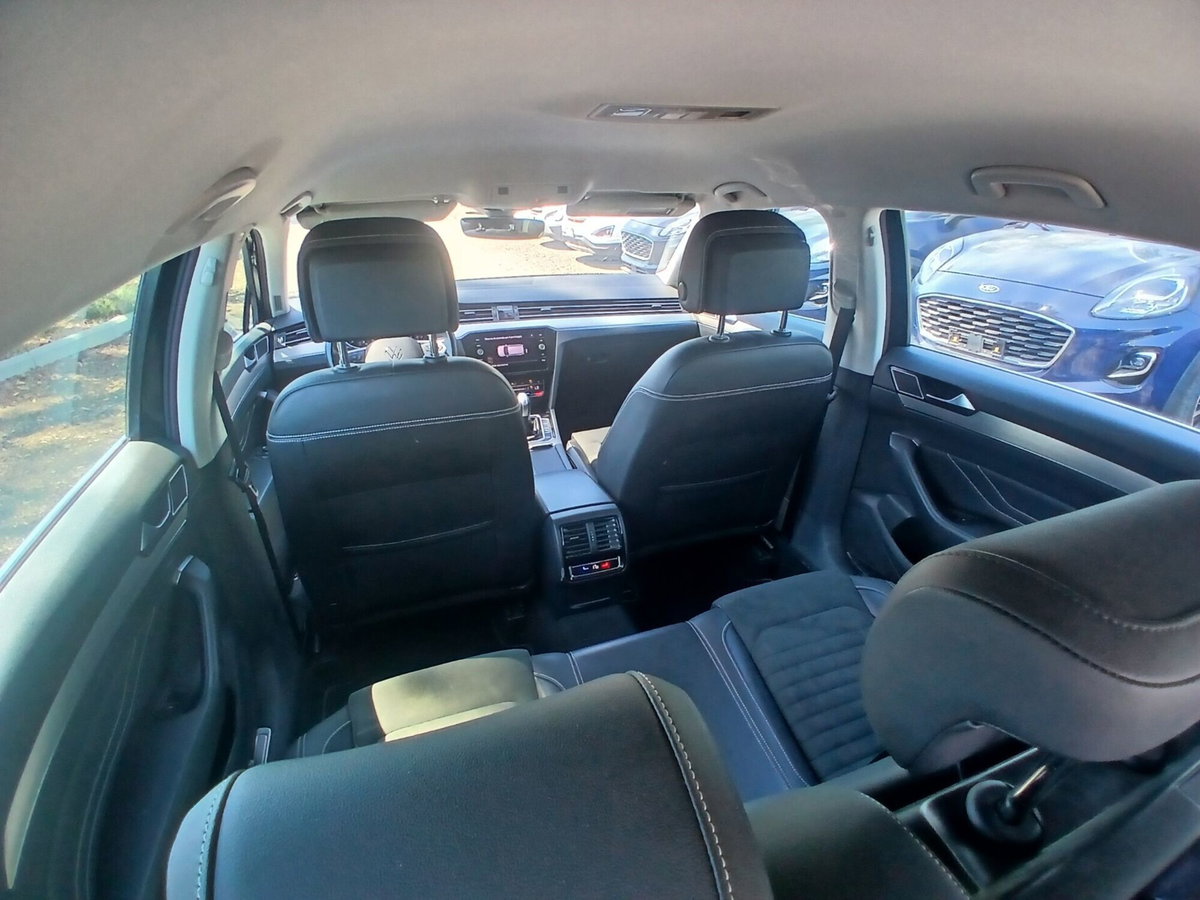 Volkswagen Passat Variant 1.5 TSI ACT DSG Business (18)