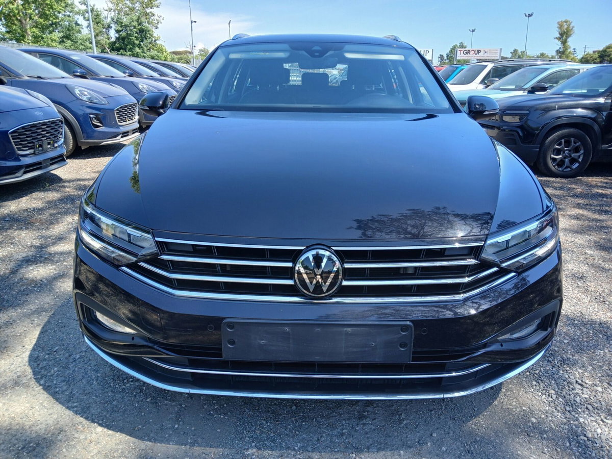Volkswagen Passat Variant 1.5 TSI ACT DSG Business (2)