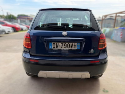 Fiat Sedici 1.9 MJT 4x2 Dynamic (4)