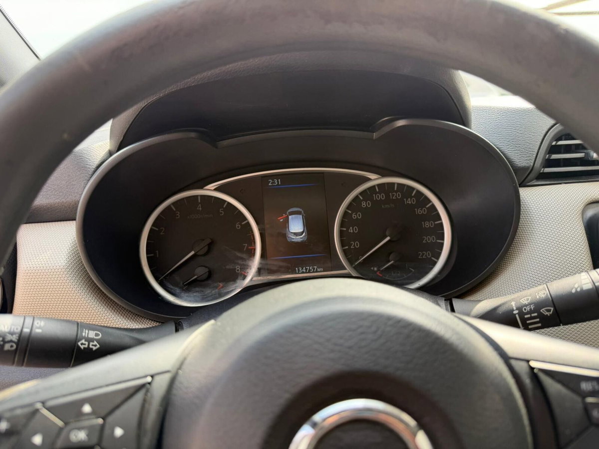 Nissan Micra IG-T 90 GPL 5 porte Plus (11)