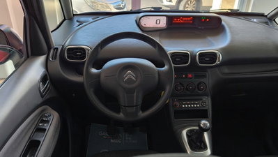 Citroen C3 Picasso 1.6 HDi 90 Seduction (19)