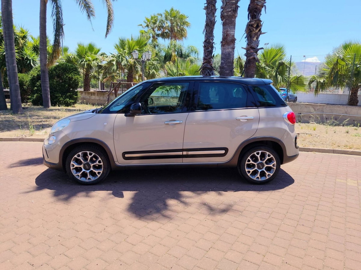 Fiat 500L 1.6 Multijet 105 CV Trekking (4)