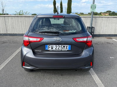 Toyota Yaris 1.0 72 CV 5 porte Lounge (4)