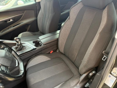 Peugeot 3008 BlueHDi 130 S&S Business (12)