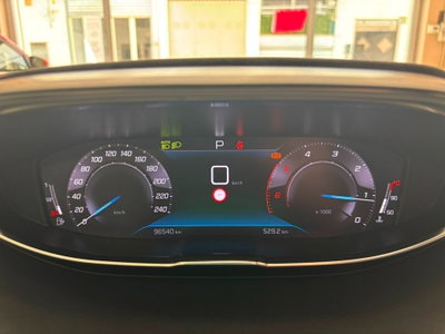 Peugeot 3008 BlueHDi 130 S&S GT (20)